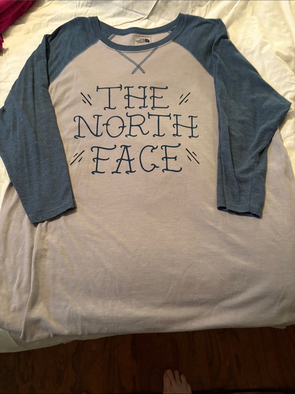 The North Face Two-Tone Raglan Long-Sleeve Shirt in Light Gray and Blue